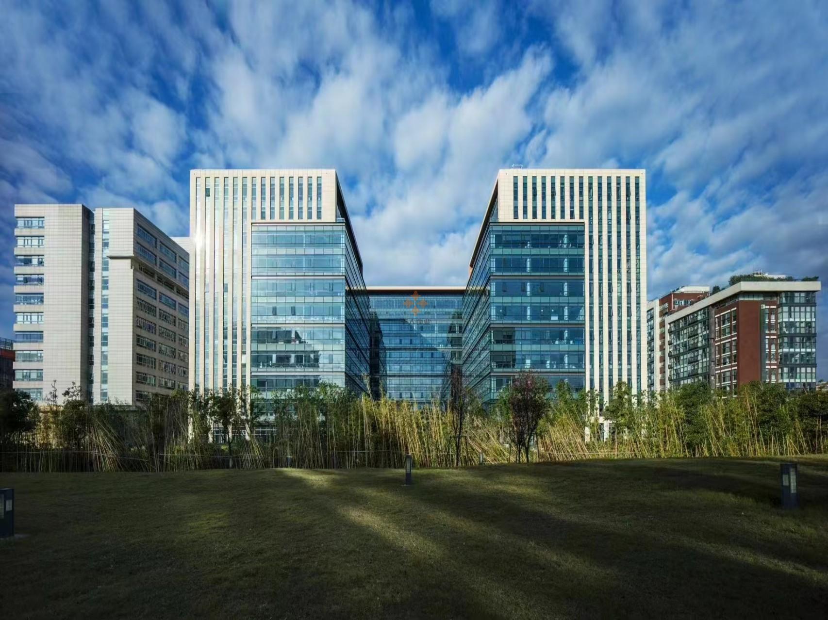 浦東 星創(chuàng)科技廣場(chǎng) 223平米 精裝
