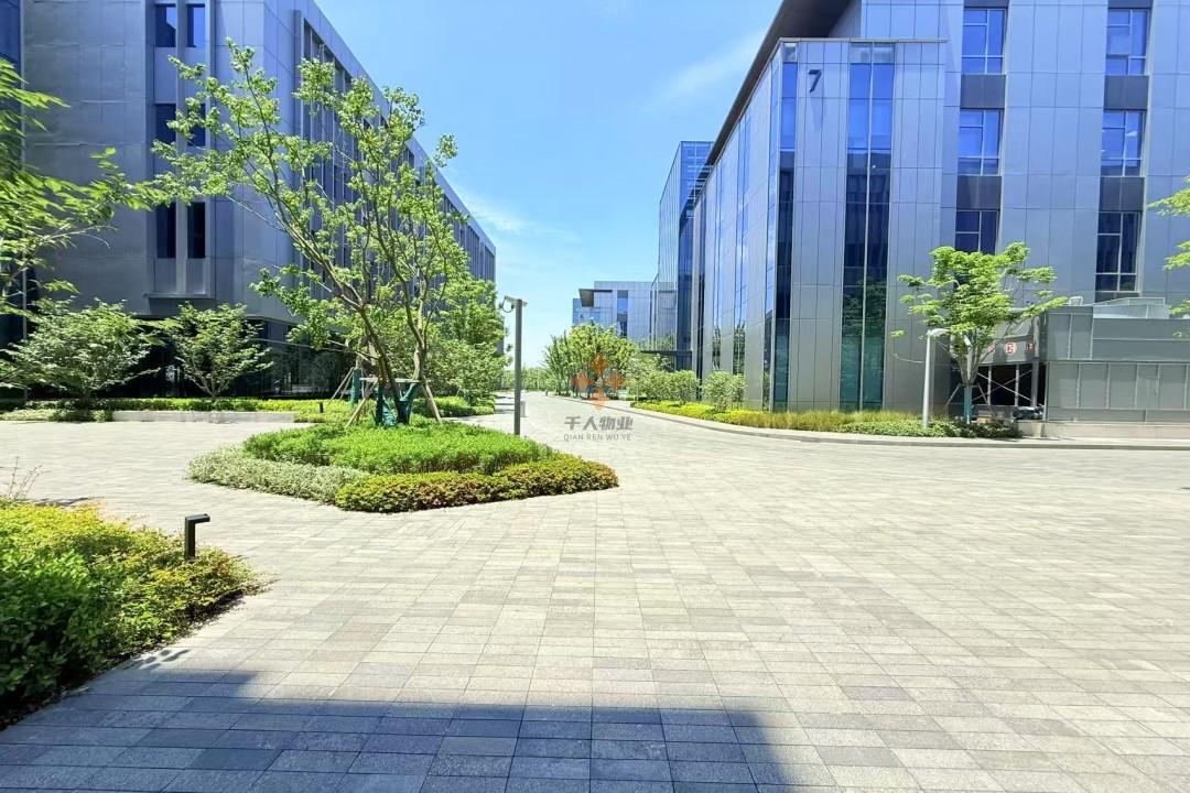 浦東 新展城XinPark新園 7200平米 簡裝